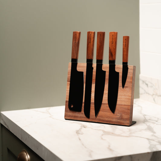 NORDICO Set of 5 knives & Magnetic Knife block - Nordico